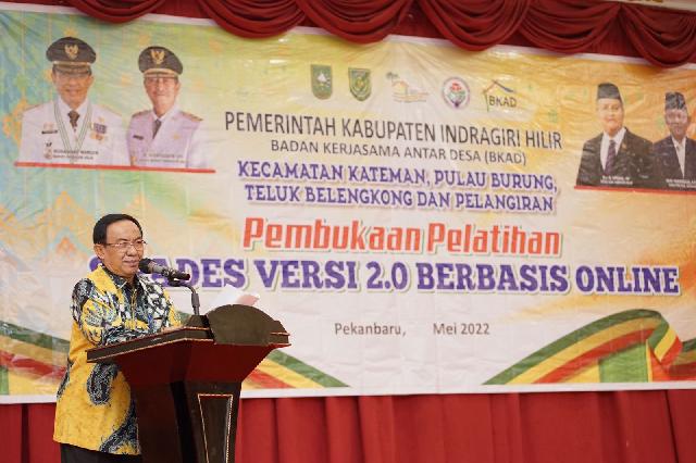 Bupati Wardan Buka Pelatihan Sipades Versi 2.0 Berbasis Online Tajaan BKAD 4 Kecamatan di Inhil