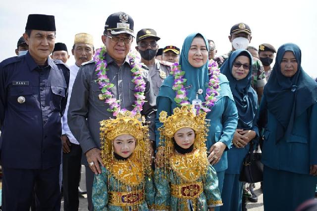 Dihadiri Bupati Inhil, Pelantikan TP PKK dan Pokja Bunda PAUD Reteh Dilakukan Langsung oleh Zulaikhah