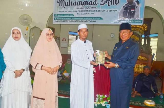 Maulid Nabi di Desa Pasar Kembang, Bupati Inhil : Dukung Program Pemerintah Satu Desa Kelurahan, Satu Rumah Tahfiz