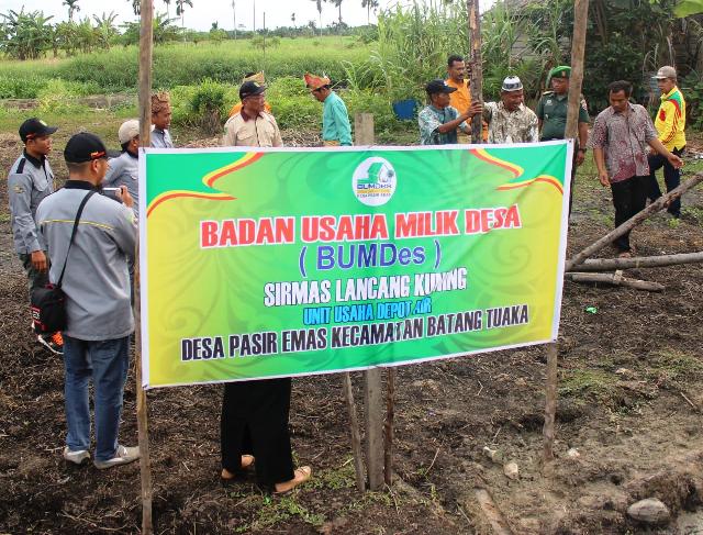 Bentuk Komitmen Tingkatkan Perekonomian Masyarakat, Desa Pasir Emas Bangun Gedung BumDes