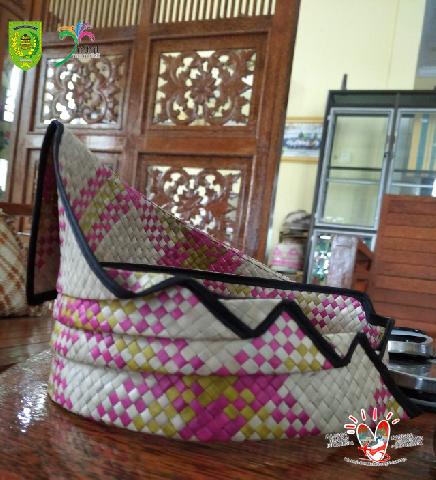 Yuk Miliki Anyam Pandan Hasil Kreatif Pengrajin Lokal Kabupaten Indragiri Hilir di Dekranasda