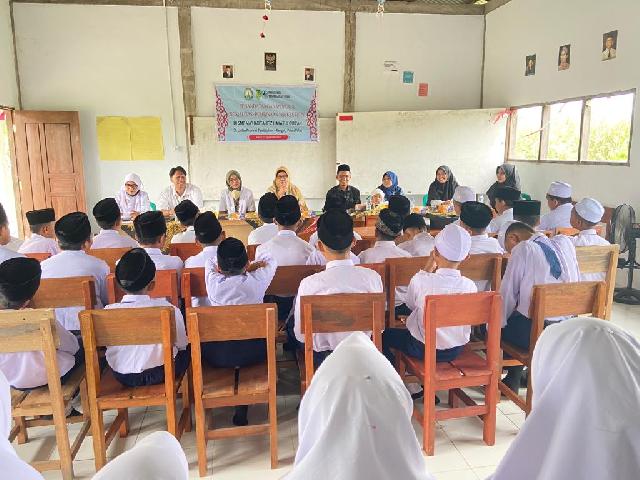 Pembinaan Poskestren, UPT Puskesmas Tembilahan Hulu MoU Bersama Ponpes Ma'had Tahfiz Hayatul Quran