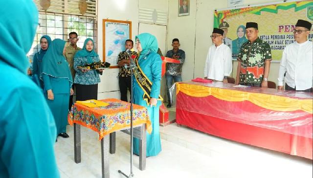 Pj Bupati Inhil Hadiri Pengukuhan Pembina Posyandu, Bunda Literasi, dan Bunda PAUD Kecamatan Reteh
